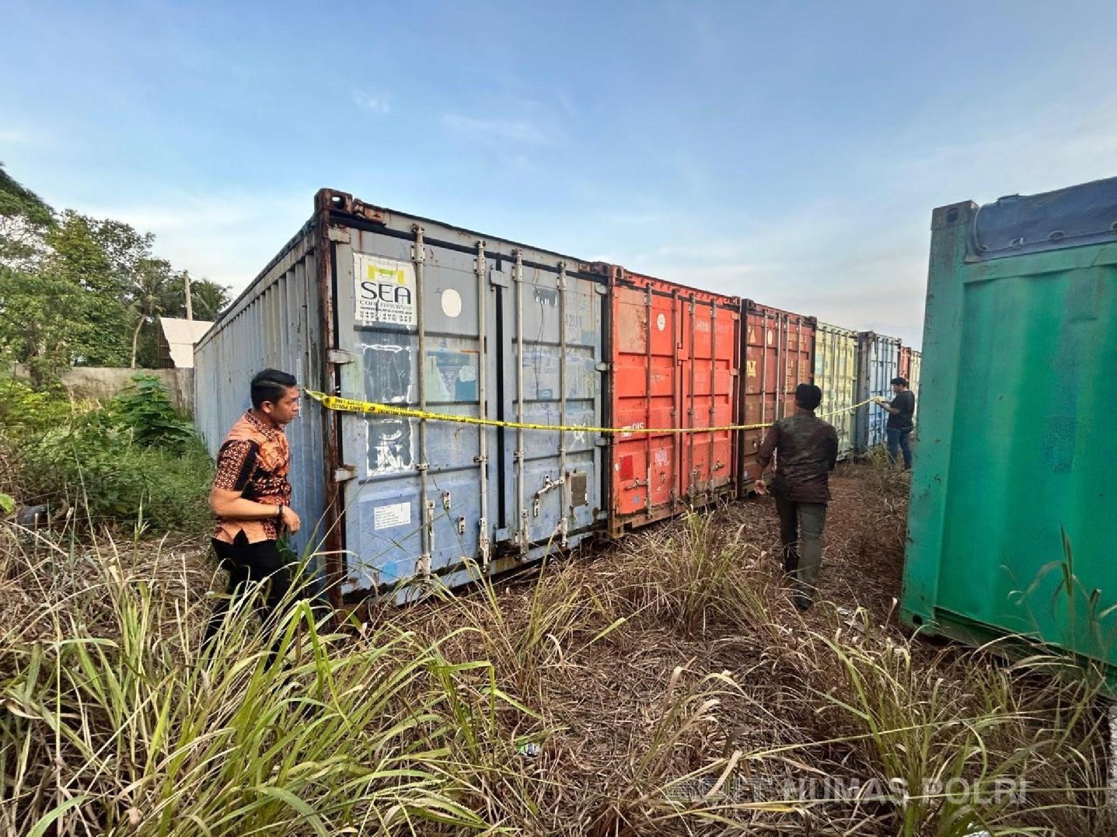 Pimpinan Ormas Diringkus Gelapkan Puluhan Kontainer di Batam