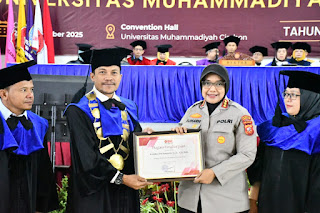 Polresta Cirebon Raih Penghargaan Tokoh Perduli Generasi Muda