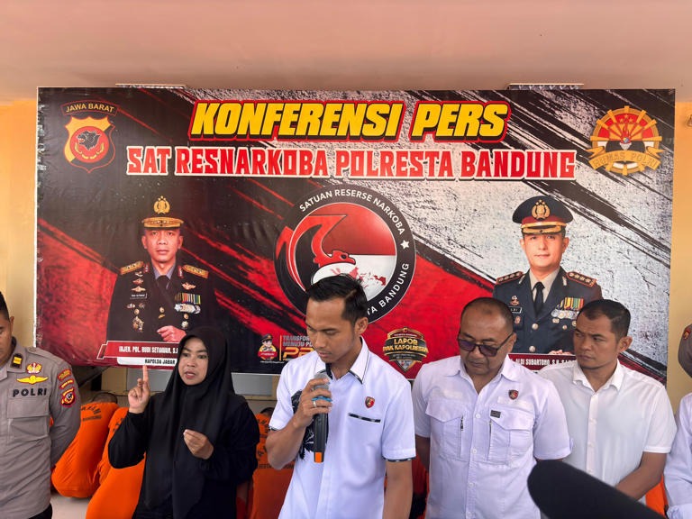 Polisi Bongkar Pabrik Tembakau Sintetis Di Cileunyi Dan Majalaya