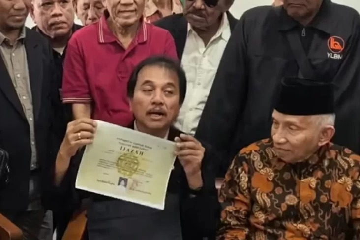Roy Suryo Dan Amien Rais Hadiri Sidang Ijazah PN Solo