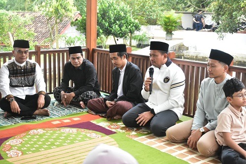 Bupati Sumedang Gelar Pengajian Ramadan Di Ponpes Al-Buruj