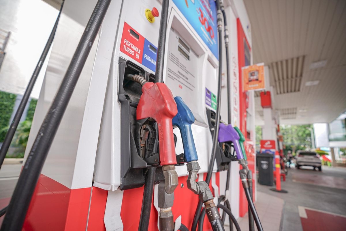 Anggota DPR Kritik Harga BBM Naik, Dinilai Bebani Rakyat