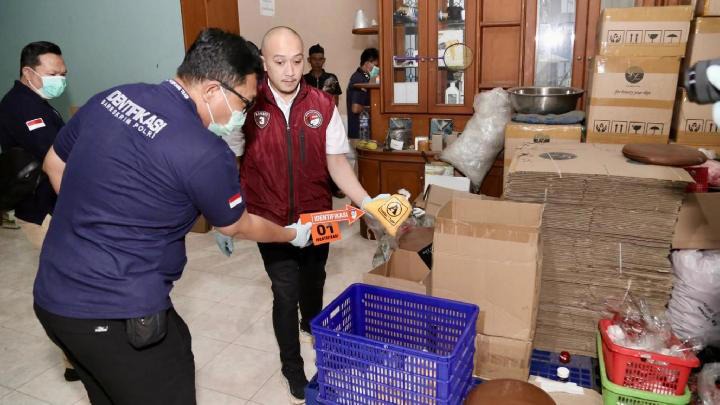 Bareskrim Gerebek Pabrik Kosmetik Mengandung Merkuri