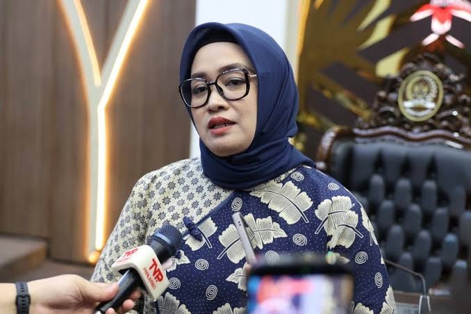 Pekerja Kontrak Harus Otomatis Jadi Pegawai Tetap Usai 4 Tahun